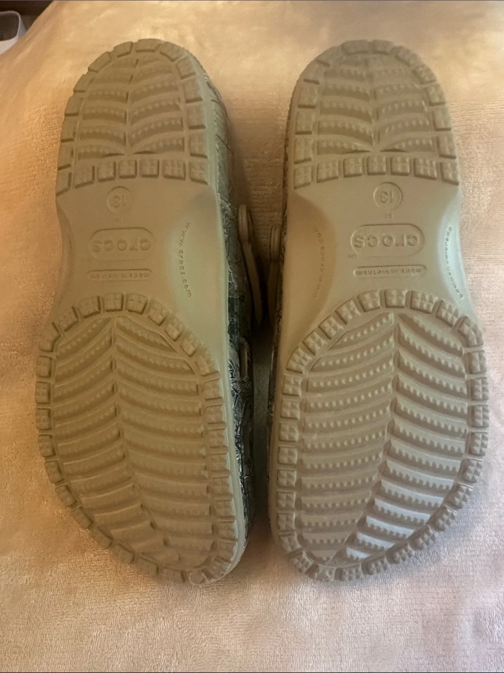 CROCS Men’s Camo Slip-On Clogs in Green and Brown